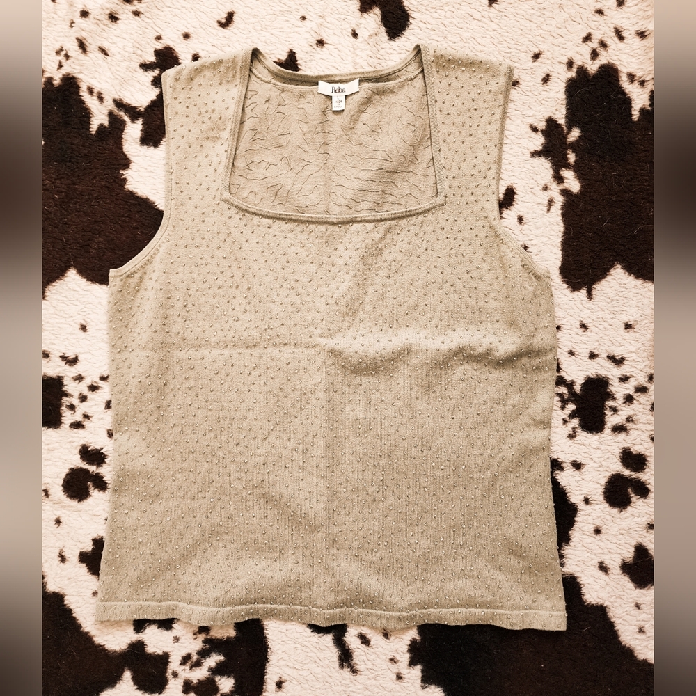 "REBA" WOMEN'S HOLIDAY SLEEVELESS TANK - SAGE GREEN